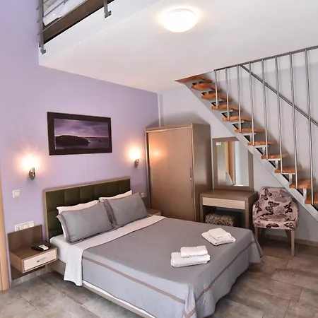 Thalassa Apartment *