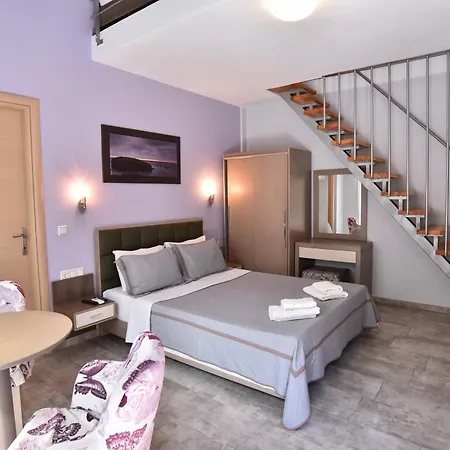 Thalassa Apartment