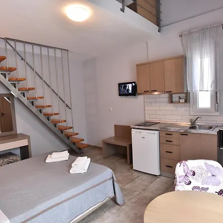 Thalassa Apartment *