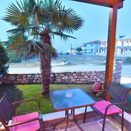 Thalassa Apartment