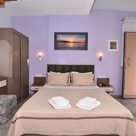 Thalassa Apartment