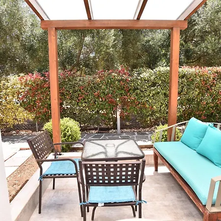 Thalassa Apartment
