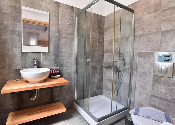 Thalassa * Skala Potamia